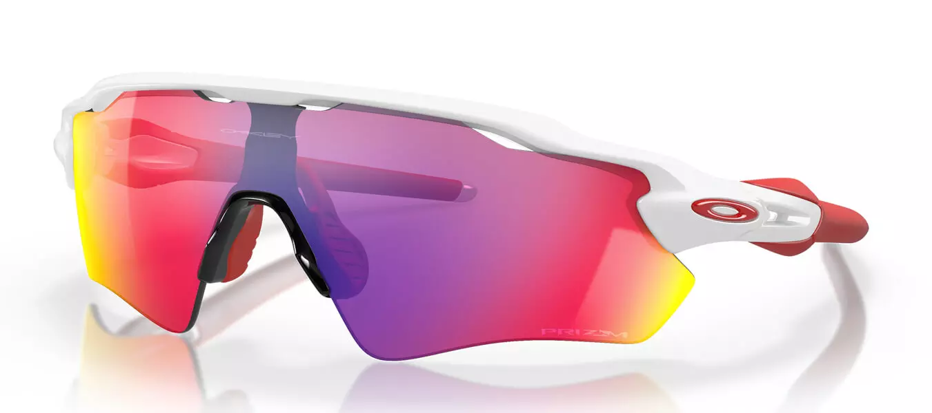 Oakley OO9208