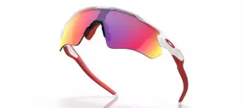 Oakley OO9208