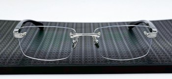  Maybach gọng sừng