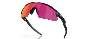 Oakley OO9211